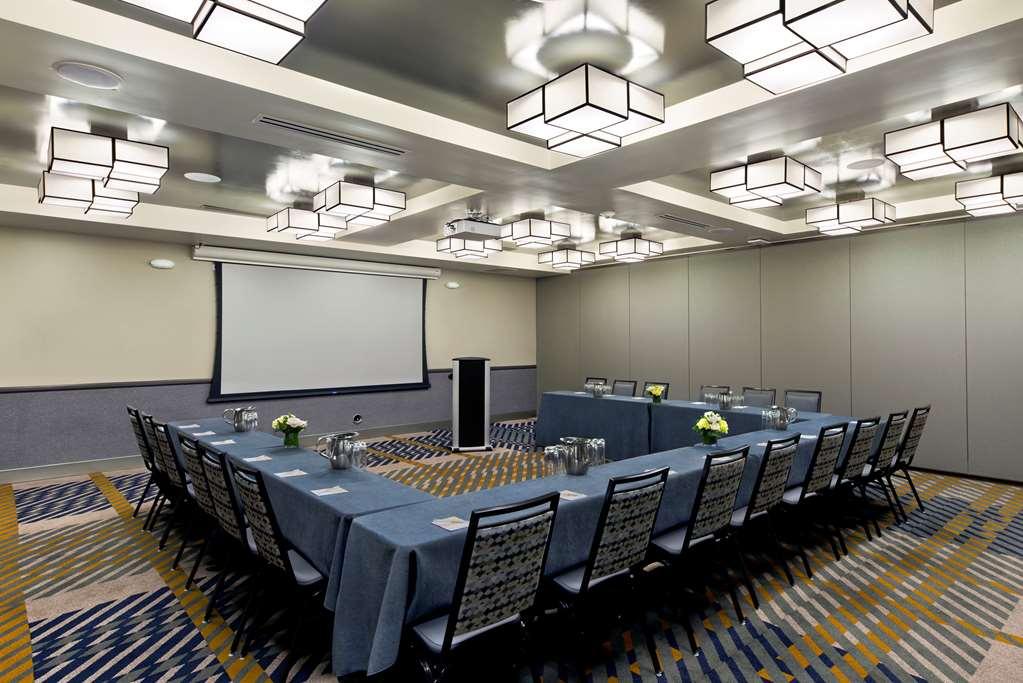 Oxford Suites Paso Robles Facilidades foto