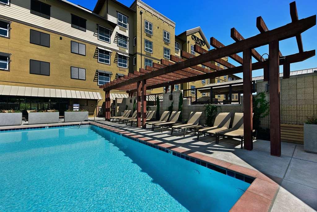 Oxford Suites Paso Robles Facilidades foto