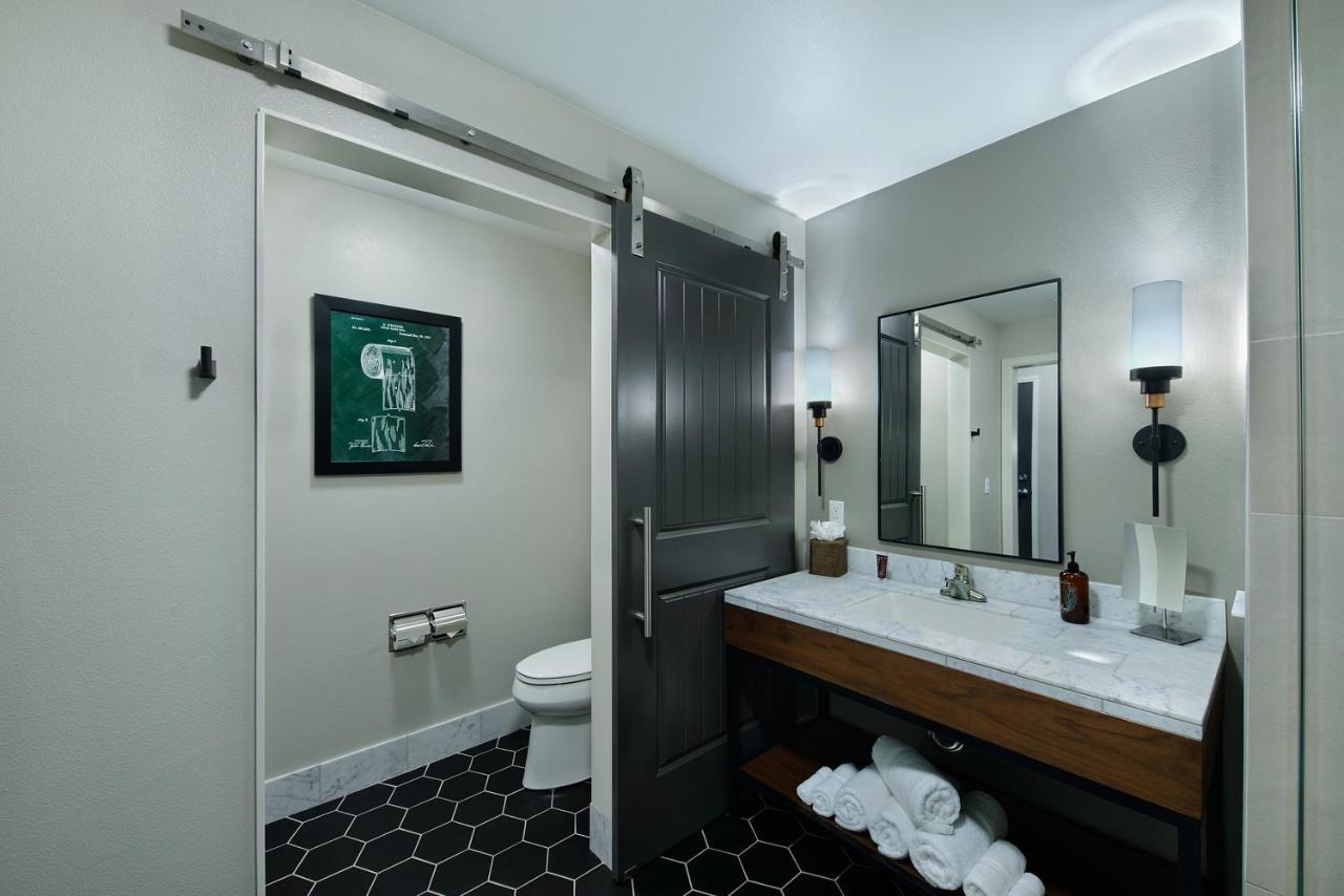 Oxford Suites Paso Robles Exterior foto